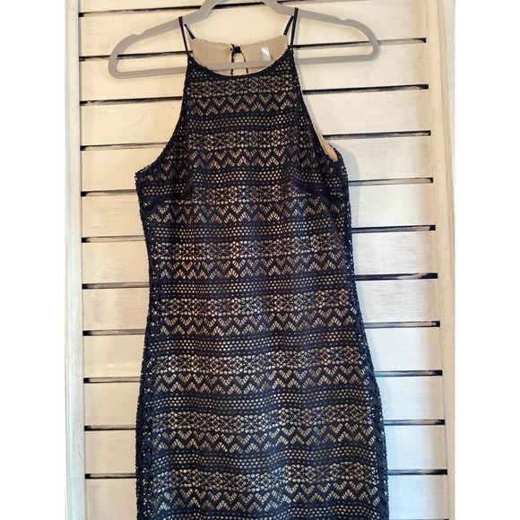 Woman’s long dress size xs small black crochet sleeveless spaghetti strap liner - Picture 3 of 13